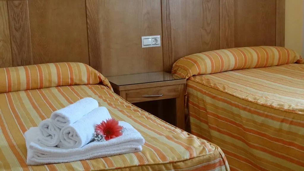 Apartamentos Turisticos Las Yucas Torre Del Mar Appartement