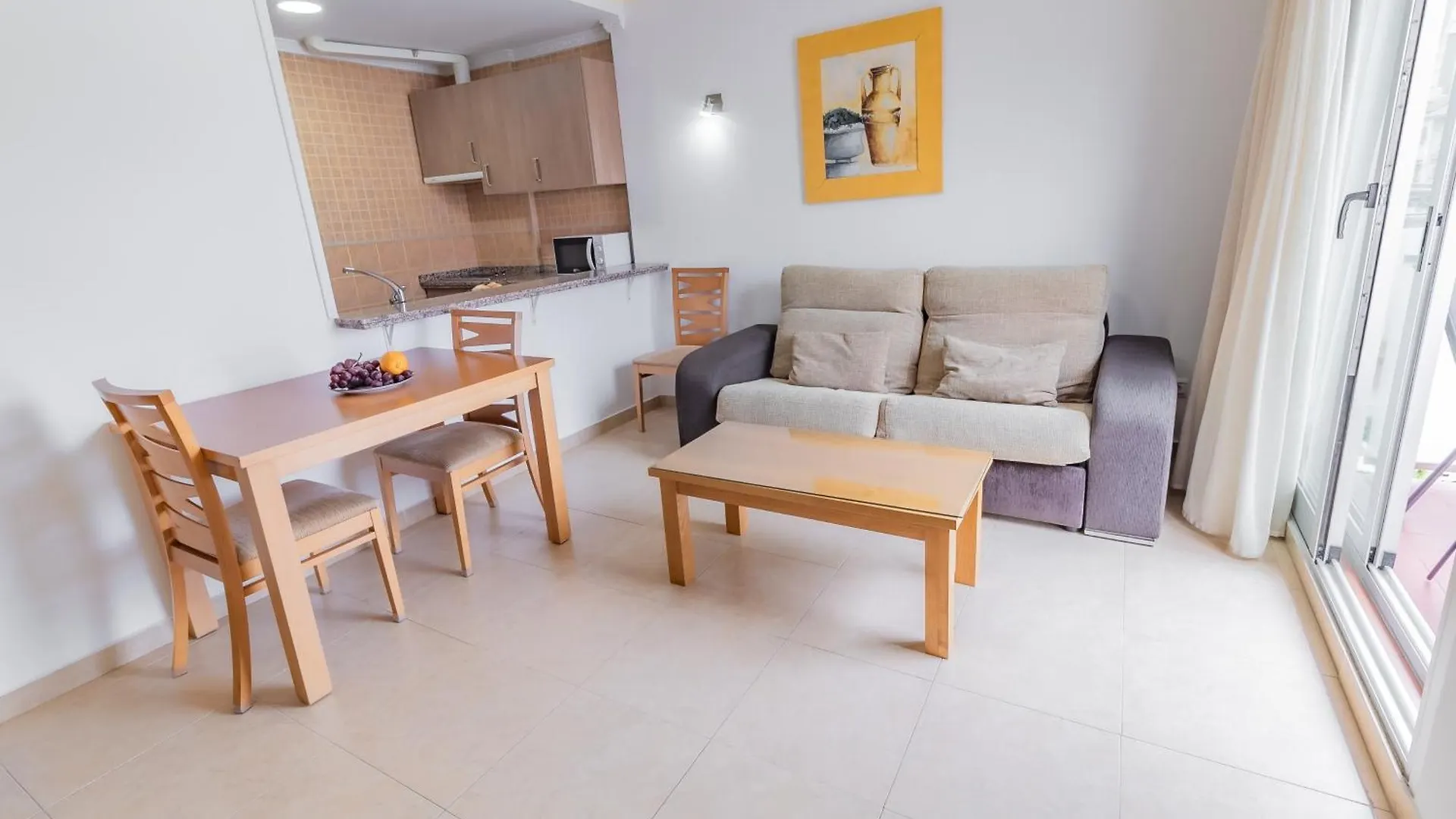 Apartamentos Turisticos Las Yucas Torre Del Mar 0*,